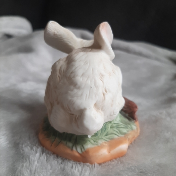 Vintage Artistic Gifts California Painted Ceramic Bunny Figurine Rustic Easter - Picture 2 of 5